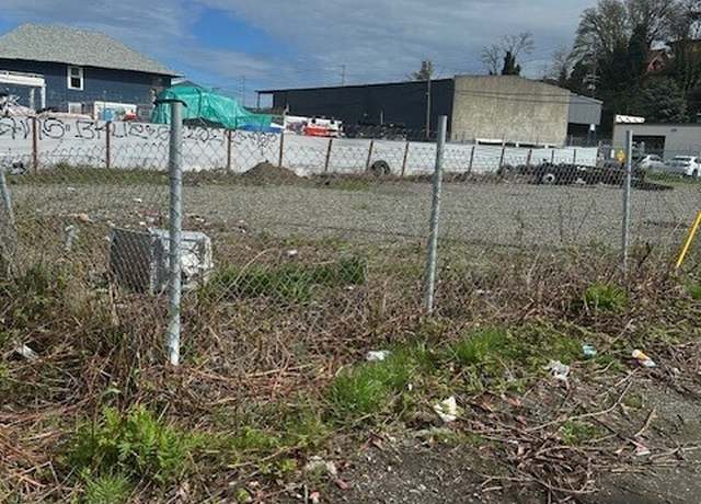 Property at 336 Railroad Ave S, Kent, WA 98032