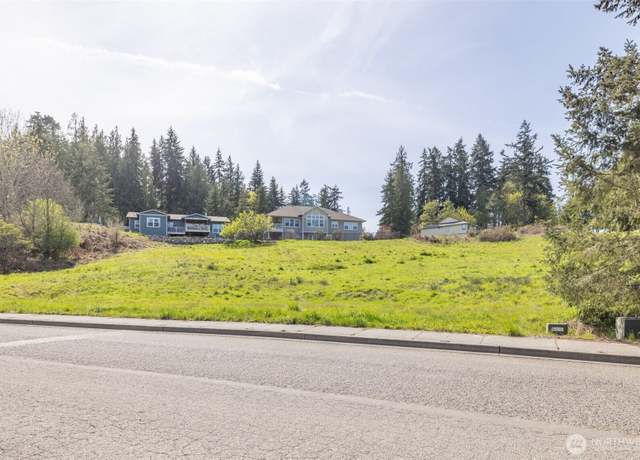 Property at 8 Delguzzi Dr, Port Angeles, WA 98362