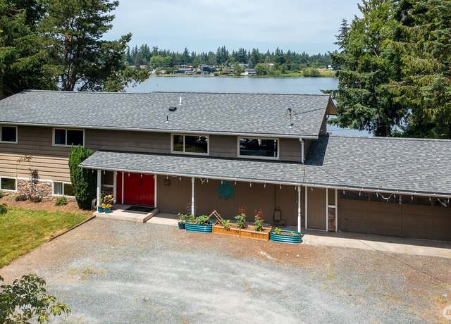 Property at 286 E Bartlett Rd, Lynden, WA 98264, 5 beds, 2 baths