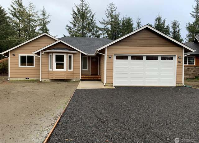 Property at 648 Sea Wolf Ct NE, Ocean Shores, WA 98569, 3 beds, 2 baths