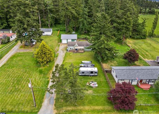 Property at 964 Donald Ave, Oak Harbor, WA 98277, 2 beds, 2 baths