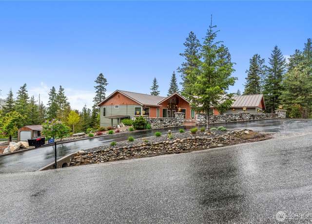Property at 6753 Forest Ridge Dr, Wenatchee, WA 98801, 4 beds, 4 baths