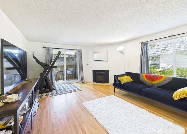 Property at 8627 25th Ave SW Unit B, Seattle, WA 98106, 2 beds, 2 baths
