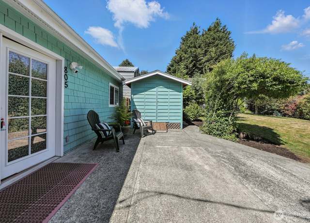 Property at 805 36th St, Anacortes, WA 98221, 1 bed, 1 bath