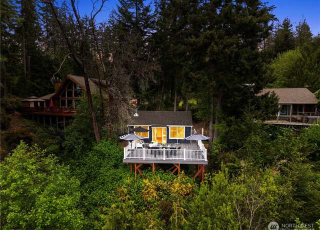 Property at 1280 E Island View Rd, Grapeview, WA 98546, 1 bed, 1 bath
