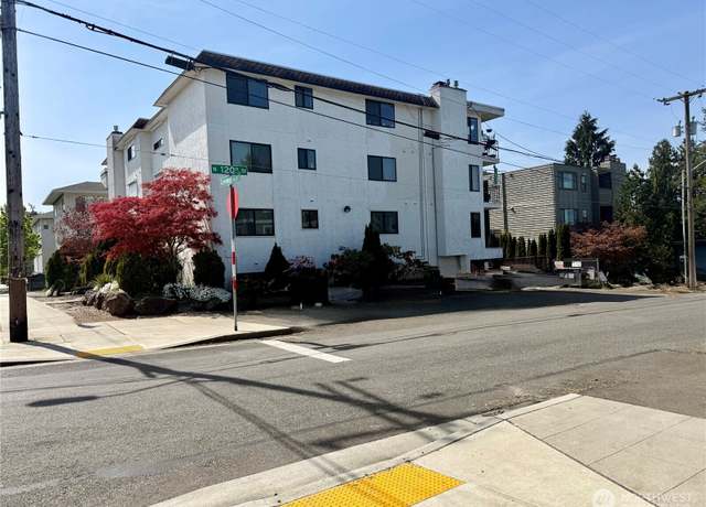 Property at 11755 Greenwood Ave N #203, Seattle, WA 98133, 2 beds, 2 baths