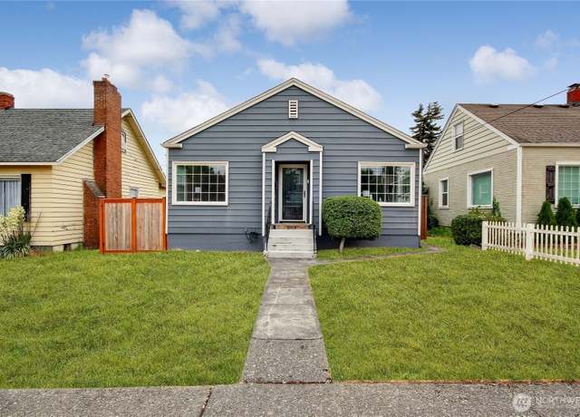 Property at 2709 N Stevens St, Tacoma, WA 98407, 3 beds, 2 baths