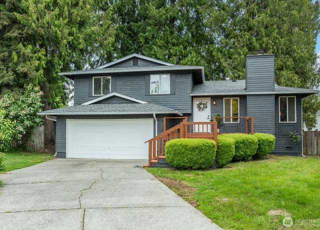 Property at 1927 65th Pl NE, Marysville, WA 98271, 4 beds, 2.5 baths