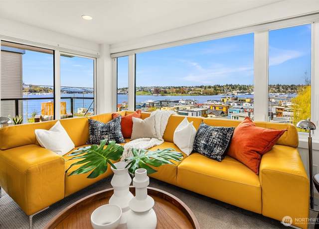 Property at 2301 Fairview Ave E #301, Seattle, WA 98102, 3 beds, 2 baths