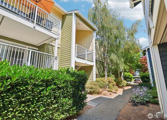 Property at 300 N 130th St #8302, Seattle, WA 98133, 1 bed, 1 bath