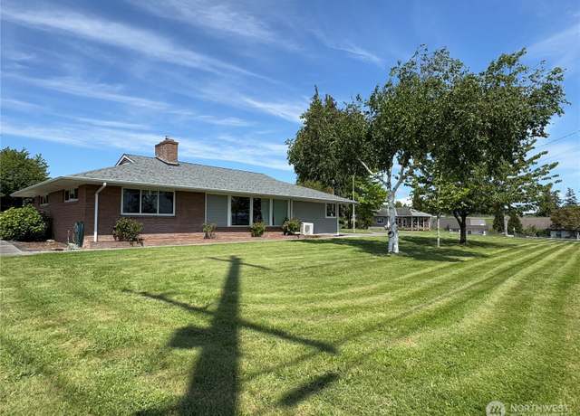 Property at 851 Heichel Rd, Camano Island, WA 98282, 3 beds, 3.5 baths