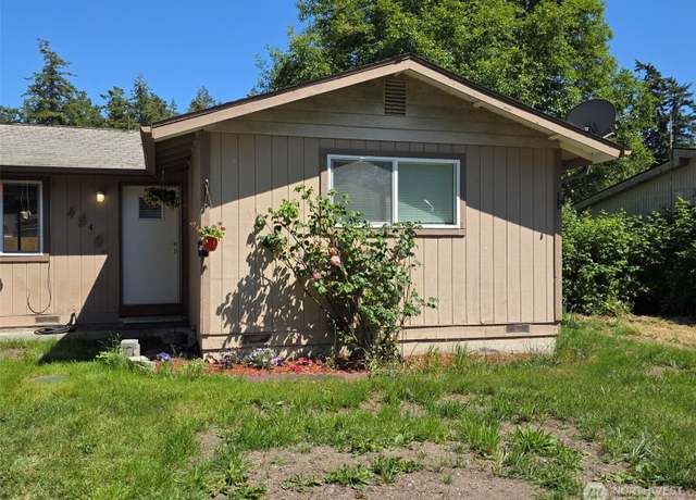 Property at 4340 Hamilton Dr, Oak Harbor, WA 98277, 3 beds, 2 baths