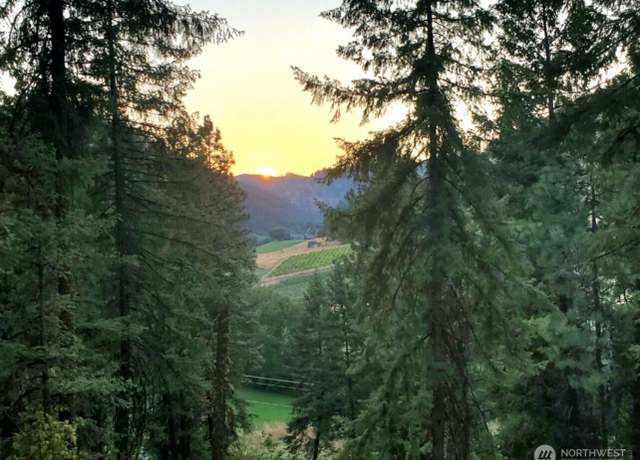 Property at 7797 Brender Canyon Rd, Cashmere, WA 98815