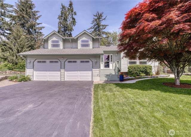 Property at 3050 NW Colonial Ln, Poulsbo, WA 98370, 3 beds, 2.5 baths