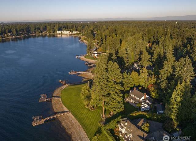 Property at 88 Country Club Cir SW, Lakewood, WA 98498, 5 beds, 6.5 baths