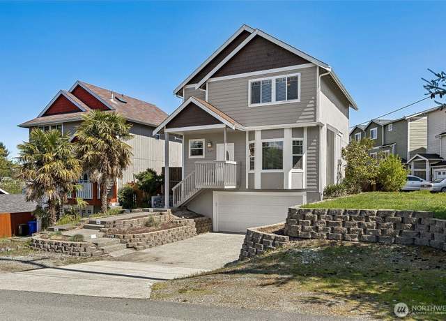 Property at 3017 S Windom St, Tacoma, WA 98409, 3 beds, 2.5 baths