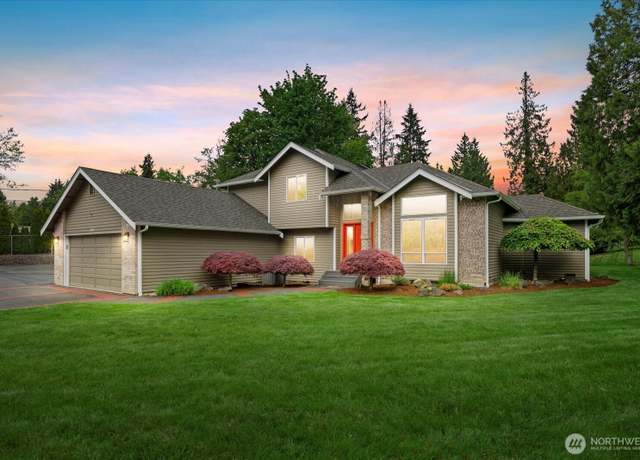 Property at 17425 Snohomish Ave, Snohomish, WA 98296, 4 beds, 3.5 baths