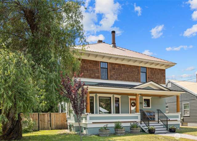 Property at 312 E 3rd St, Cle Elum, WA 98922, 3 beds, 2 baths
