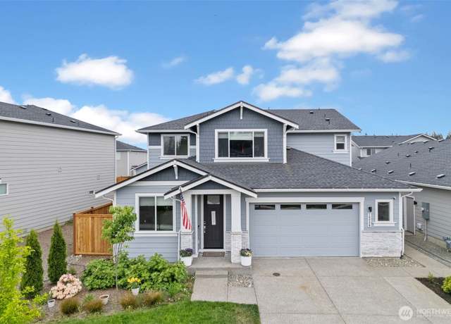 Property at 18230 134th Ave E, Puyallup, WA 98374, 5 beds, 3.5 baths