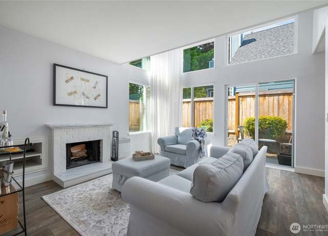 Property at 8424 26th Ave SW Unit B, Seattle, WA 98106, 2 beds, 1.5 baths