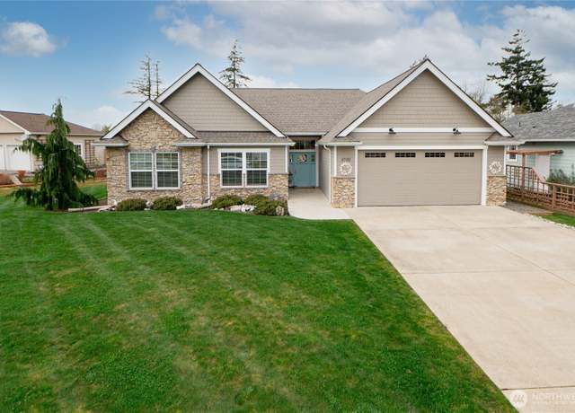 Property at 4740 S Golf Course Dr, Blaine, WA 98230, 3 beds, 2 baths