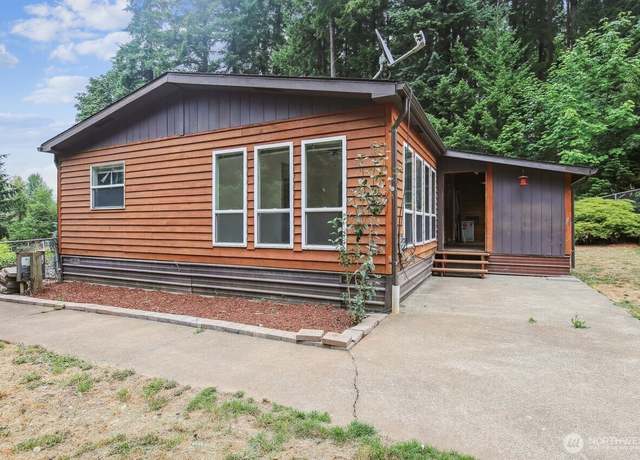 Property at 145 Timberline Dr Dr, Castle Rock, WA 98611, 3 beds, 2 baths