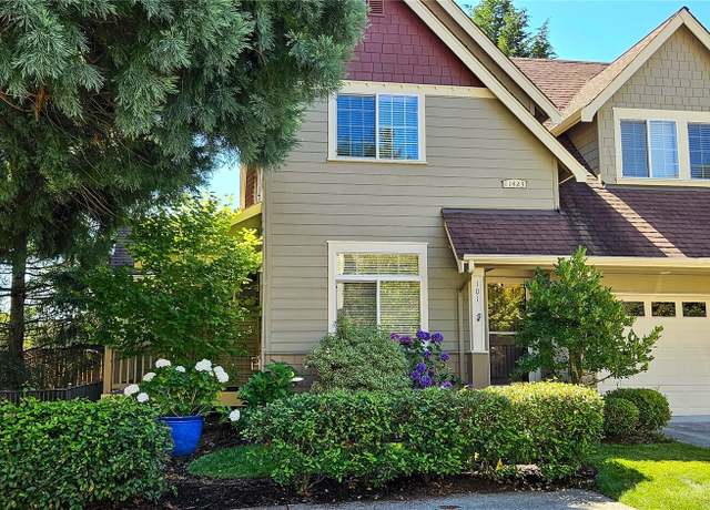 Property at 11423 SE 259th St #101, Kent, WA 98030, 3 beds, 3 baths