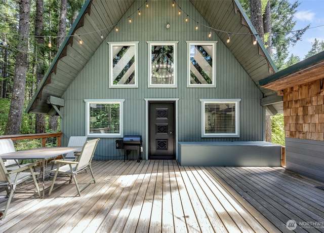 Property at 119 Shady Ln, Packwood, WA 98361, 2 beds, 1.5 baths