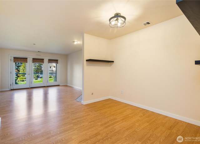 Property at 12406 SE 31st St #202, Bellevue, WA 98005, 2 beds, 2 baths