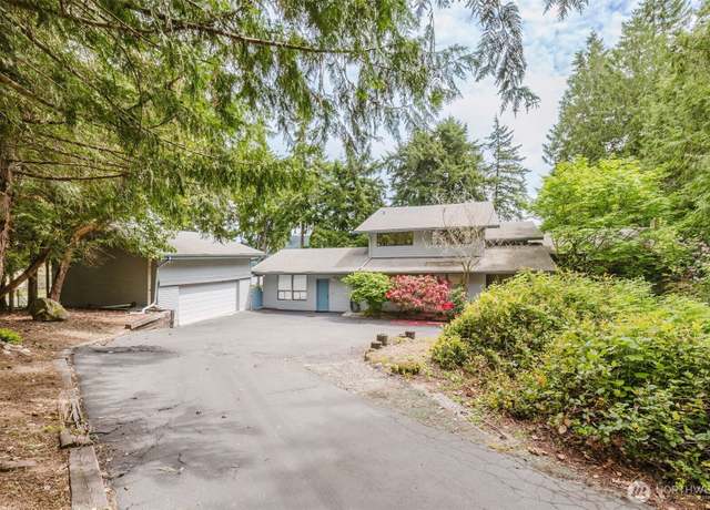 Property at 6832 Illahee Rd NE, Bremerton, WA 98311, 5 beds, 3.5 baths