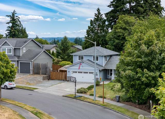 Property at 7306 278th Pl, Stanwood, WA 98292, 3 beds, 2.5 baths