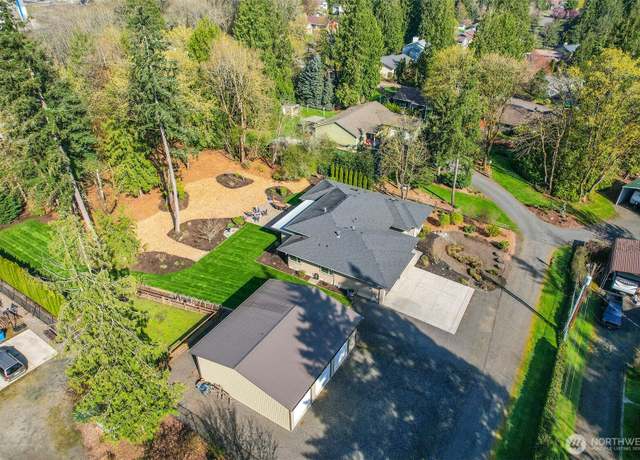 Property at 8018 NE 88th St, Vancouver, WA 98662, 3 beds, 2.5 baths