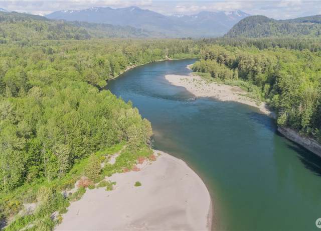 Property at 7536 N Center Ct, Concrete, WA 98237, 1 bed, 1 bath