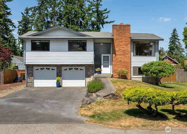Property at 8815 221st Pl SW, Edmonds, WA 98026, 3 beds, 2.5 baths