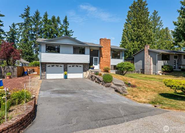Property at 8815 221st Pl SW, Edmonds, WA 98026, 3 beds, 2.5 baths