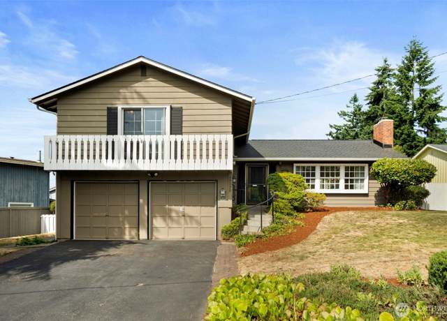 Property at 22925 21st Ave S, Des Moines, WA 98198, 3 beds, 2.5 baths