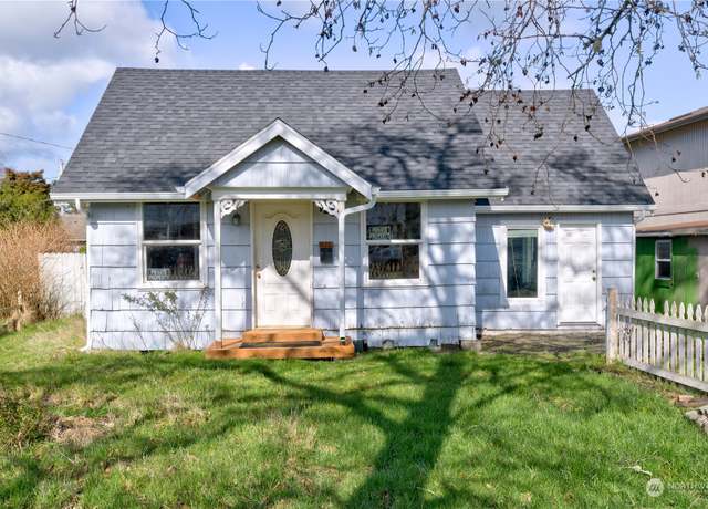 Property at 1205 47th Pl, Seaview, WA 98644, 3 beds, 1 bath