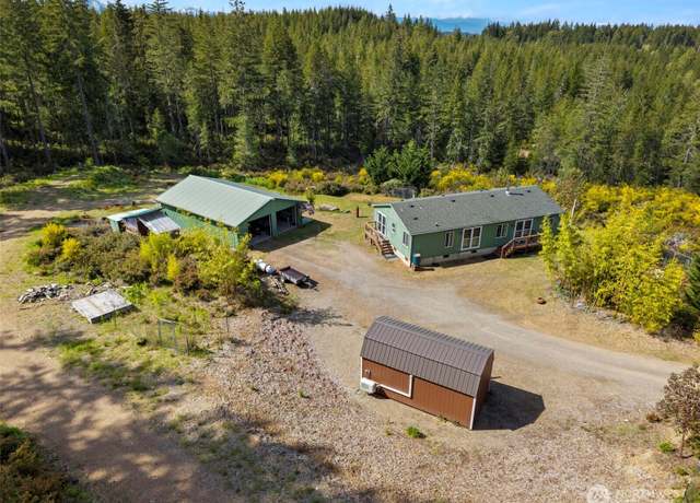 Property at 420 E Kingsley Dr, Belfair, WA 98528, 2 beds, 2 baths