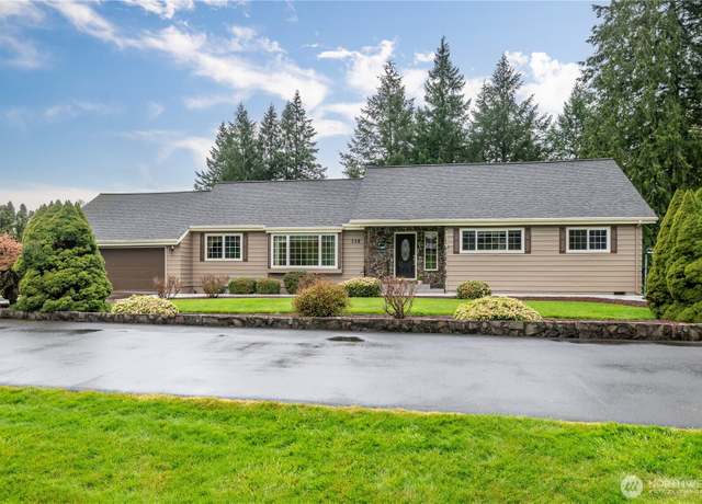 Property at 118 Norwood Dr, Kelso, WA 98626, 4 beds, 3 baths