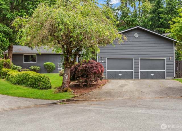 Property at 12311 SE 96th Pl, Renton, WA 98056, 3 beds, 2 baths