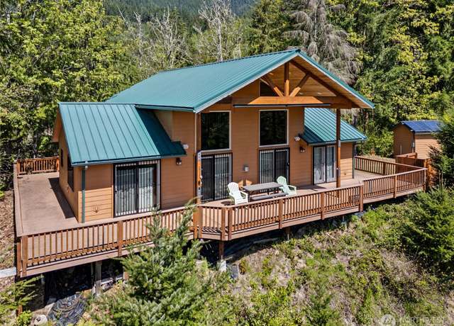Property at 0 Boyd Rd, White Pass, WA 98377, 3 beds, 2.5 baths