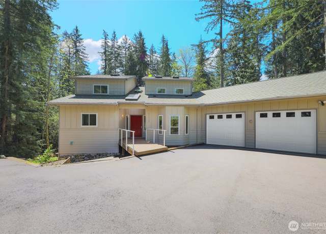 Property at 27923 NE 49th St, Redmond, WA 98053, 4 beds, 4.5 baths