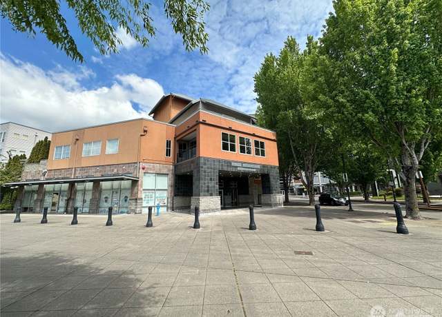 Property at 225 Logan Ave S #106, Renton, WA 98057, 1 bed, 1 bath