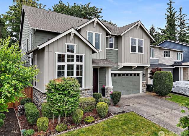 Property at 305 Field Pl SE, Renton, WA 98059, 5 beds, 4 baths