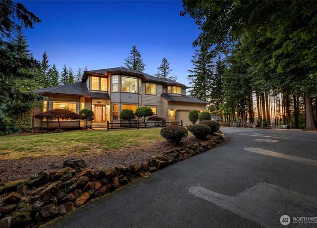 Property at 22016 NE 267th Ct, Battle Ground, WA 98604, 6 beds, 3.5 baths