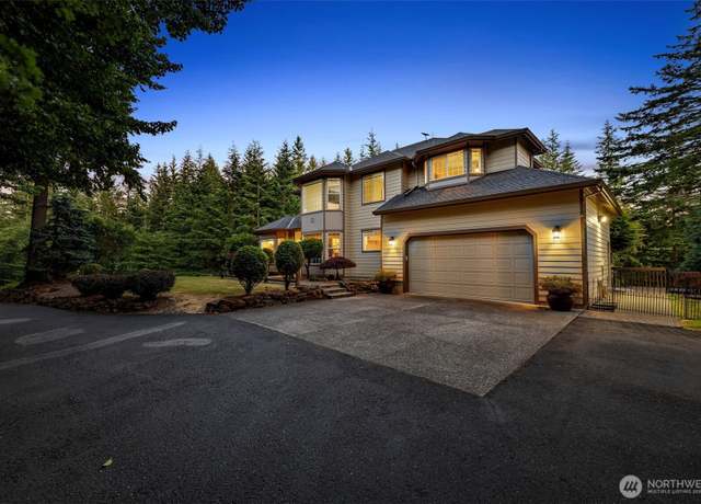 Property at 22016 NE 267th Ct, Battle Ground, WA 98604, 6 beds, 3.5 baths