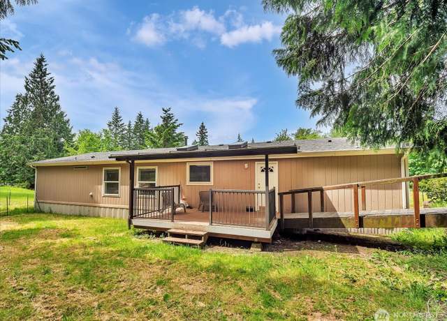 Property at 10429 Grandview Rd, Arlington, WA 98223, 3 beds, 2 baths