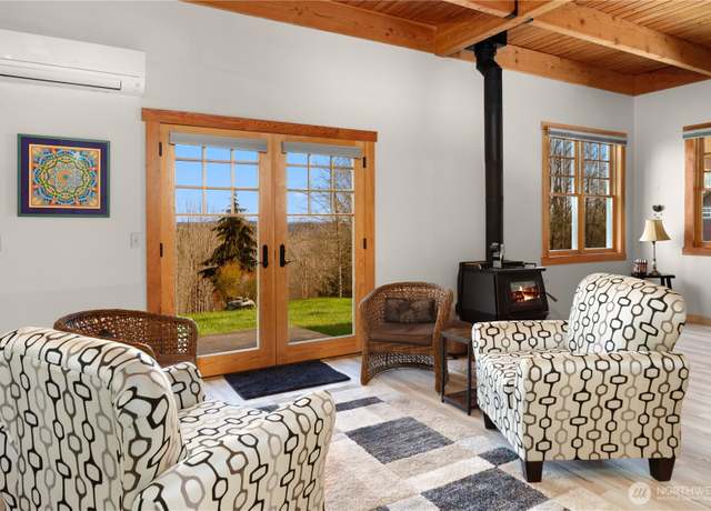 Property at 1155 Elkhorn Ln, Quilcene, WA 98376, 3 beds, 3 baths