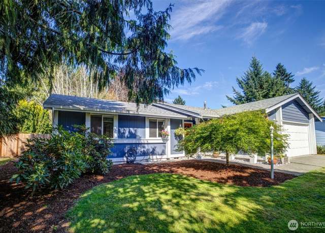 Property at 13208 108th Avenue Ct E, Puyallup, WA 98374, 3 beds, 2 baths