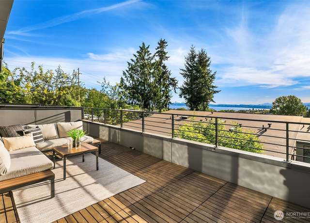 Property at 8721 114th Ave NE Unit B, Kirkland, WA 98033, 4 beds, 3.5 baths